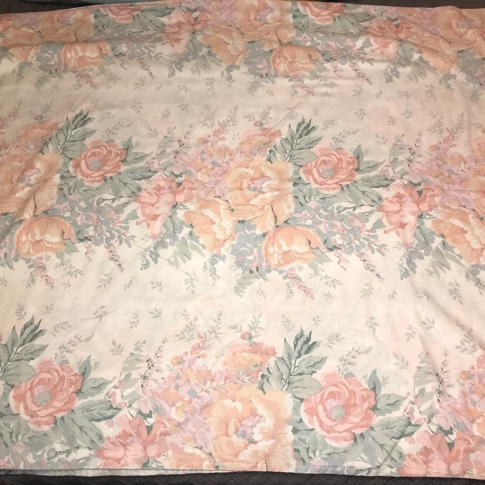 Vintage Cannon Full Size Floral Flat Sheet No Iron